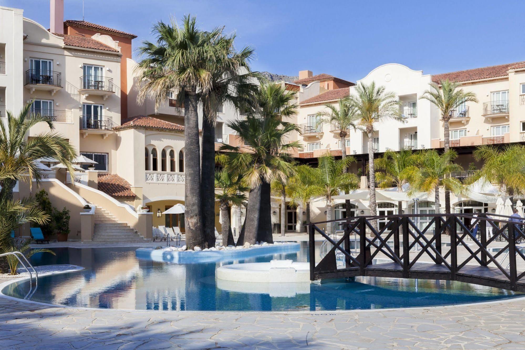 Denia Marriott La Sella Golf Resort & Spa Kültér fotó The resort's swimming pool